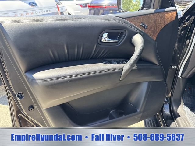 Used 2024 Nissan Armada SL w/ Captain's Chairs Package AWD/4WD image 20