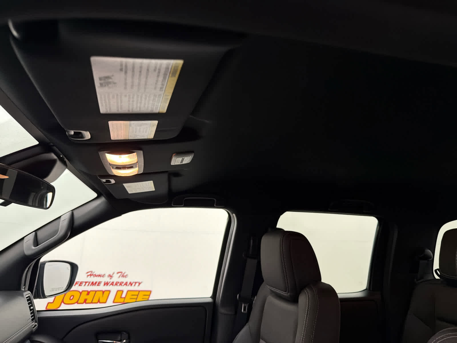 Certified 2023 Nissan Frontier SV w/ Midnight Edition Package RWD image 15