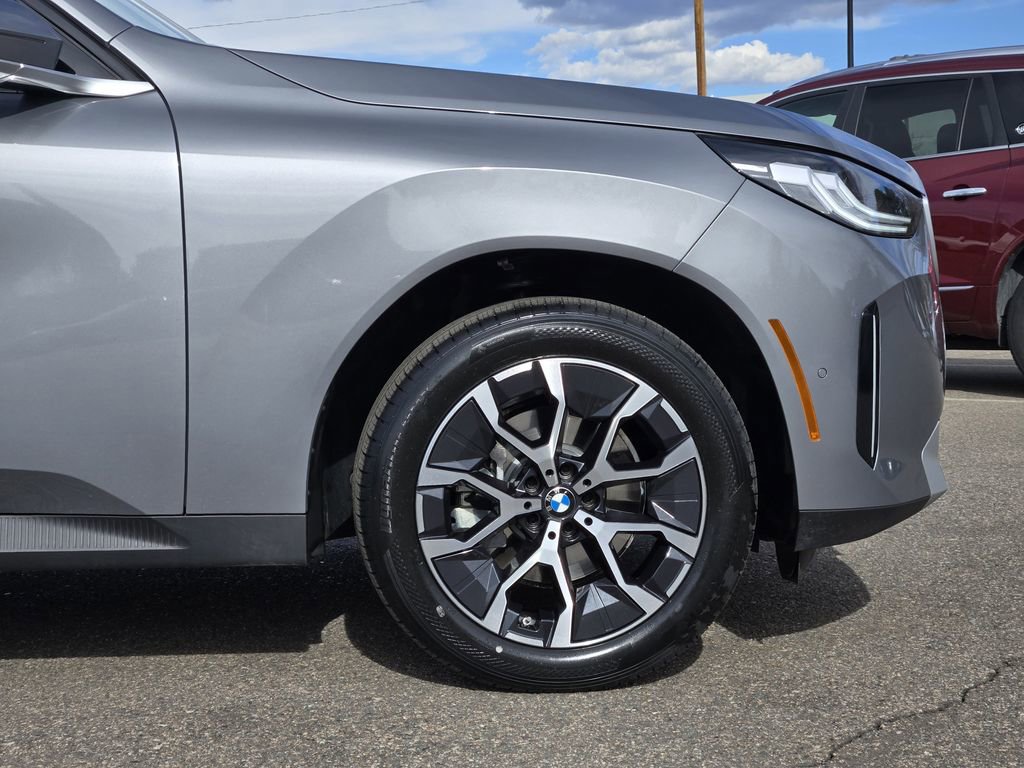 Certified 2025 BMW X3 xDrive30i w/ Premium Package image 11