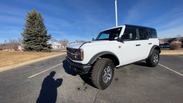 Used 2024 Ford Bronco Badlands image 7