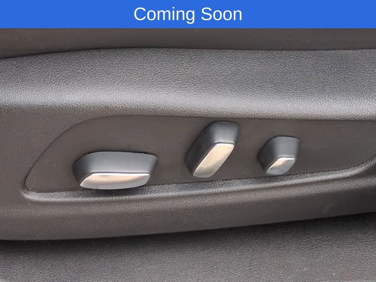 Used 2023 Cadillac XT5 Premium Luxury w/ Technology Package AWD/4WD image 17