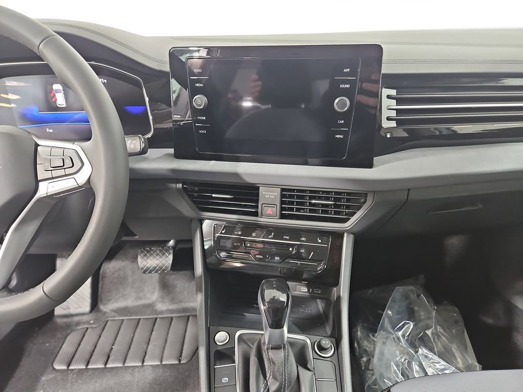 New 2026 Volkswagen Jetta SE image 17