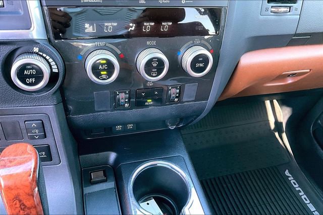 Used 2020 Toyota Sequoia Platinum image 25