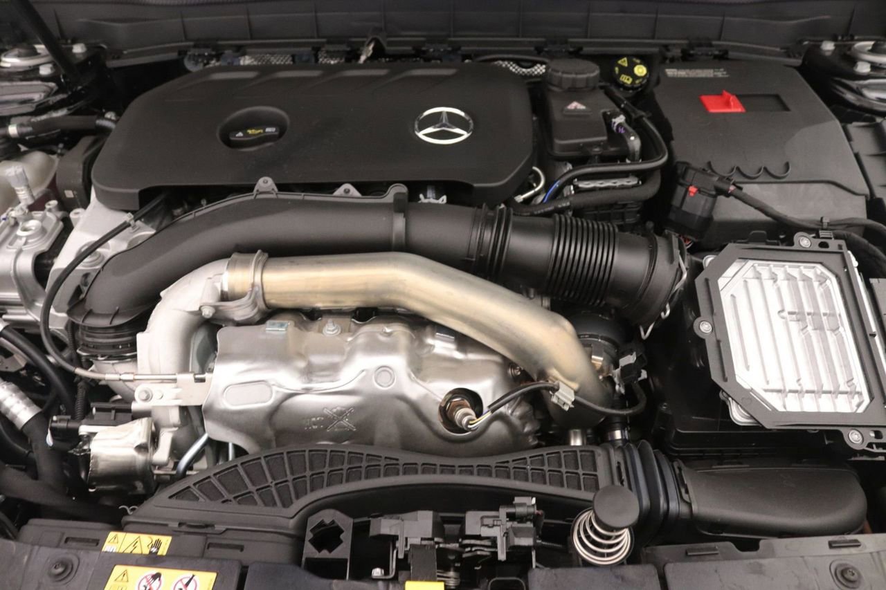 New 2026 Mercedes-Benz GLB 250 4MATIC image 11