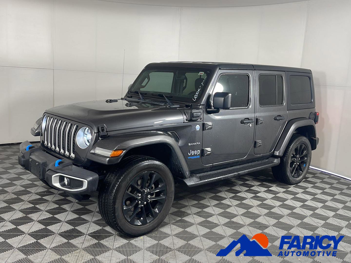 Used 2022 Jeep Wrangler Unlimited Sahara w/ Cold Weather Group AWD/4WD image 1