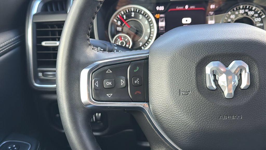 Used 2024 RAM 1500 Laramie AWD/4WD image 19