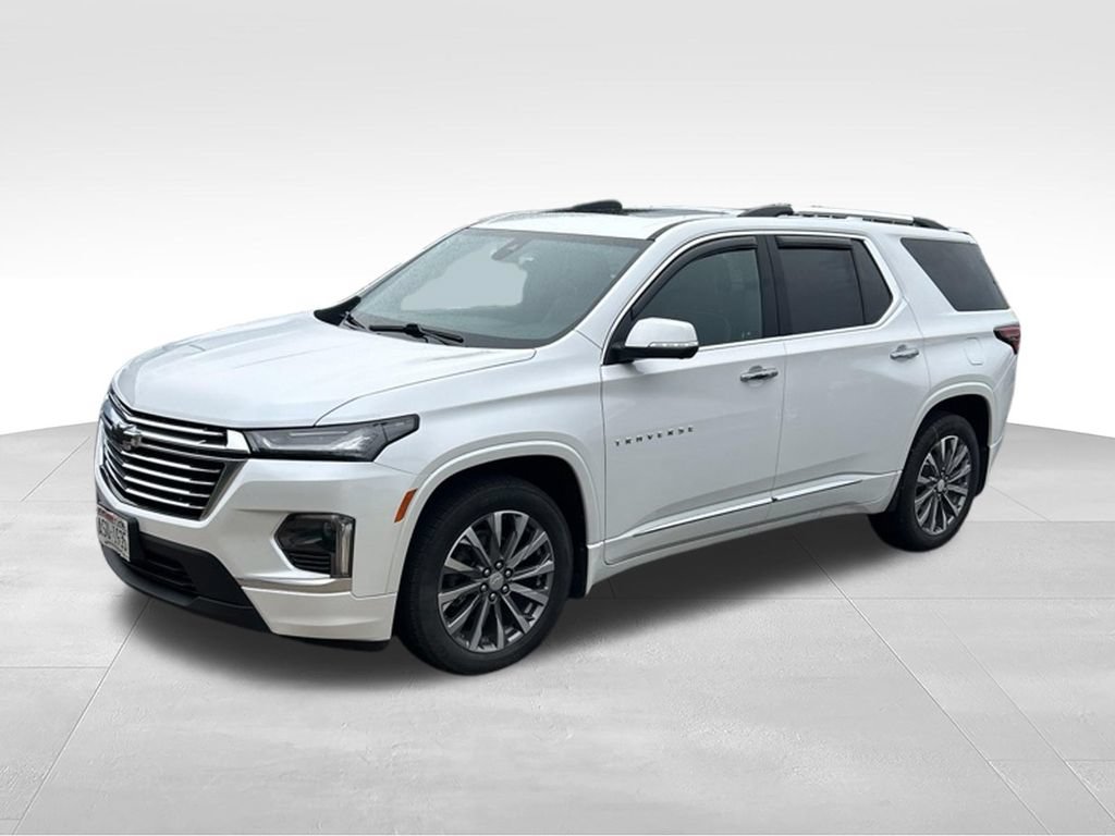 Certified 2022 Chevrolet Traverse Premier w/ LPO, Floor Liner Package AWD/4WD image 32