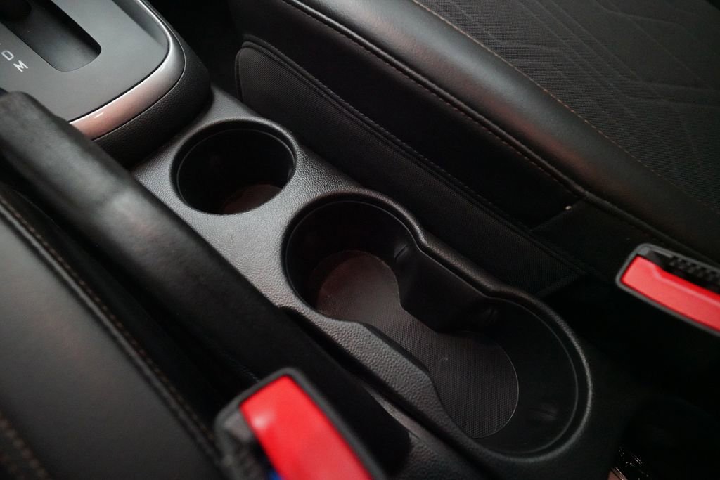 Certified 2022 Chevrolet Trax LT w/ LT Convenience Package image 16