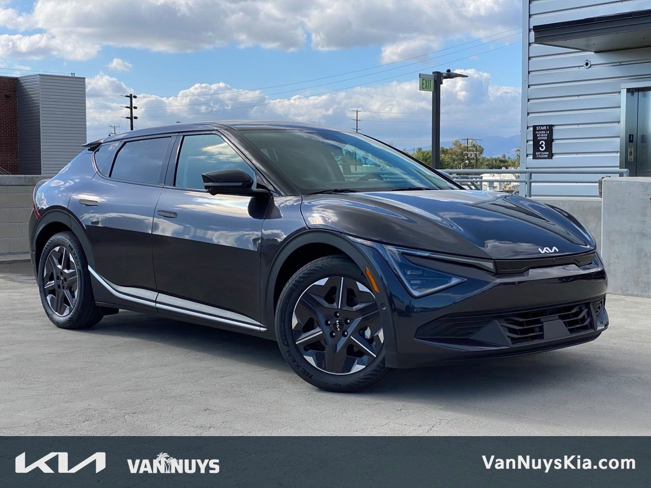New 2025 Kia EV6 Light