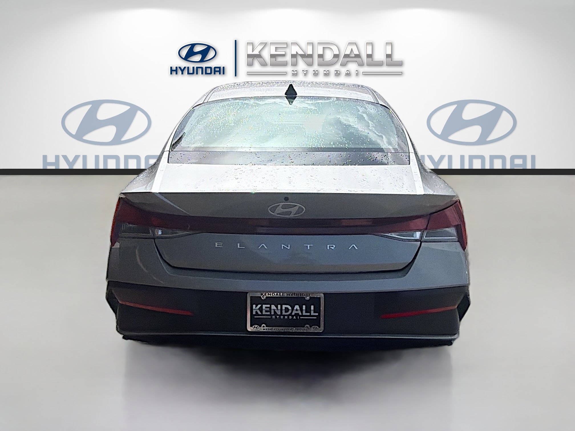 Used 2025 Hyundai Elantra SE FWD image 5