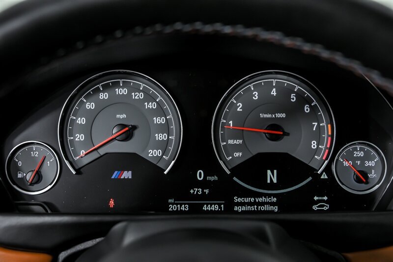 Used 2020 BMW M4 Convertible w/ Competition Package RWD image 31