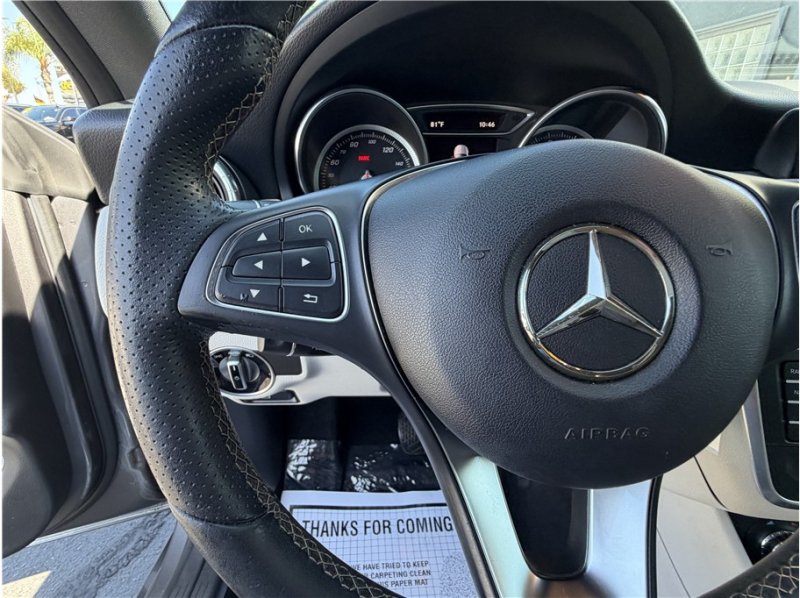 Used 2018 Mercedes-Benz CLA 250 image 26