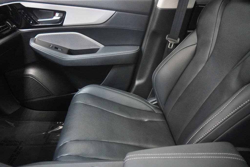Used 2023 Acura MDX w/ Technology Package FWD image 28