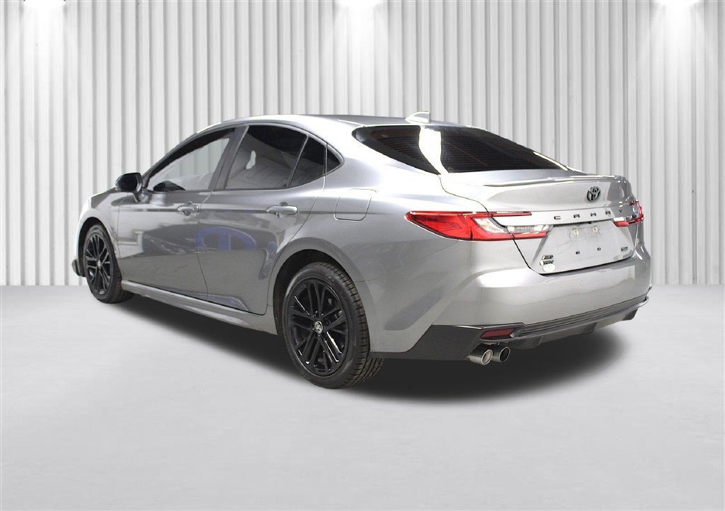 Used 2025 Toyota Camry SE w/ Convenience Package AWD/4WD image 5