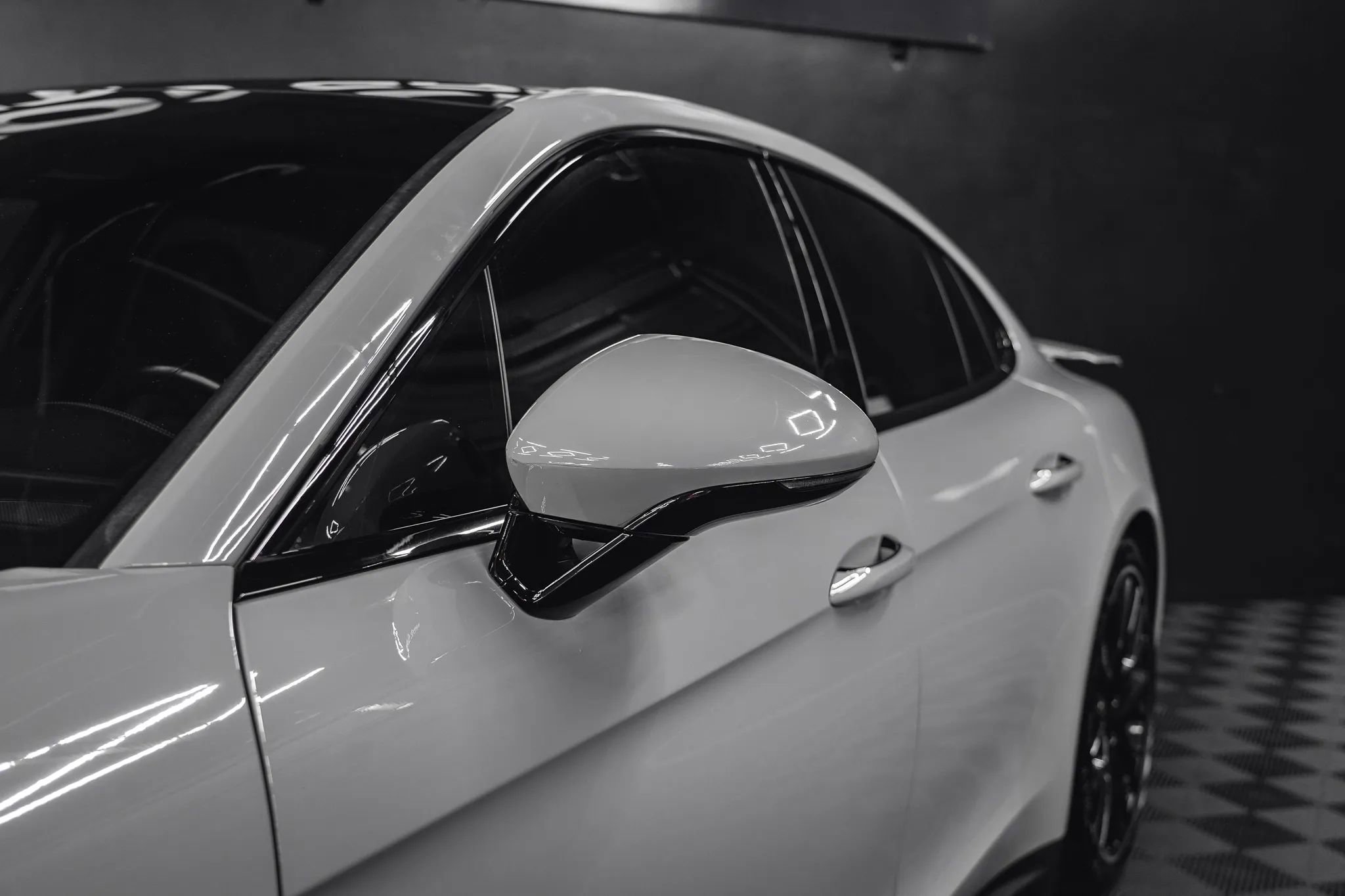 Used 2017 Porsche Panamera Turbo image 5