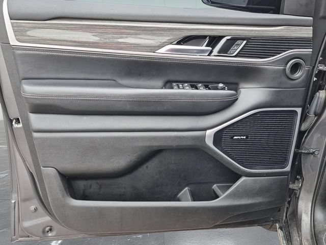 Used 2022 Jeep Wagoneer Series II AWD/4WD image 14