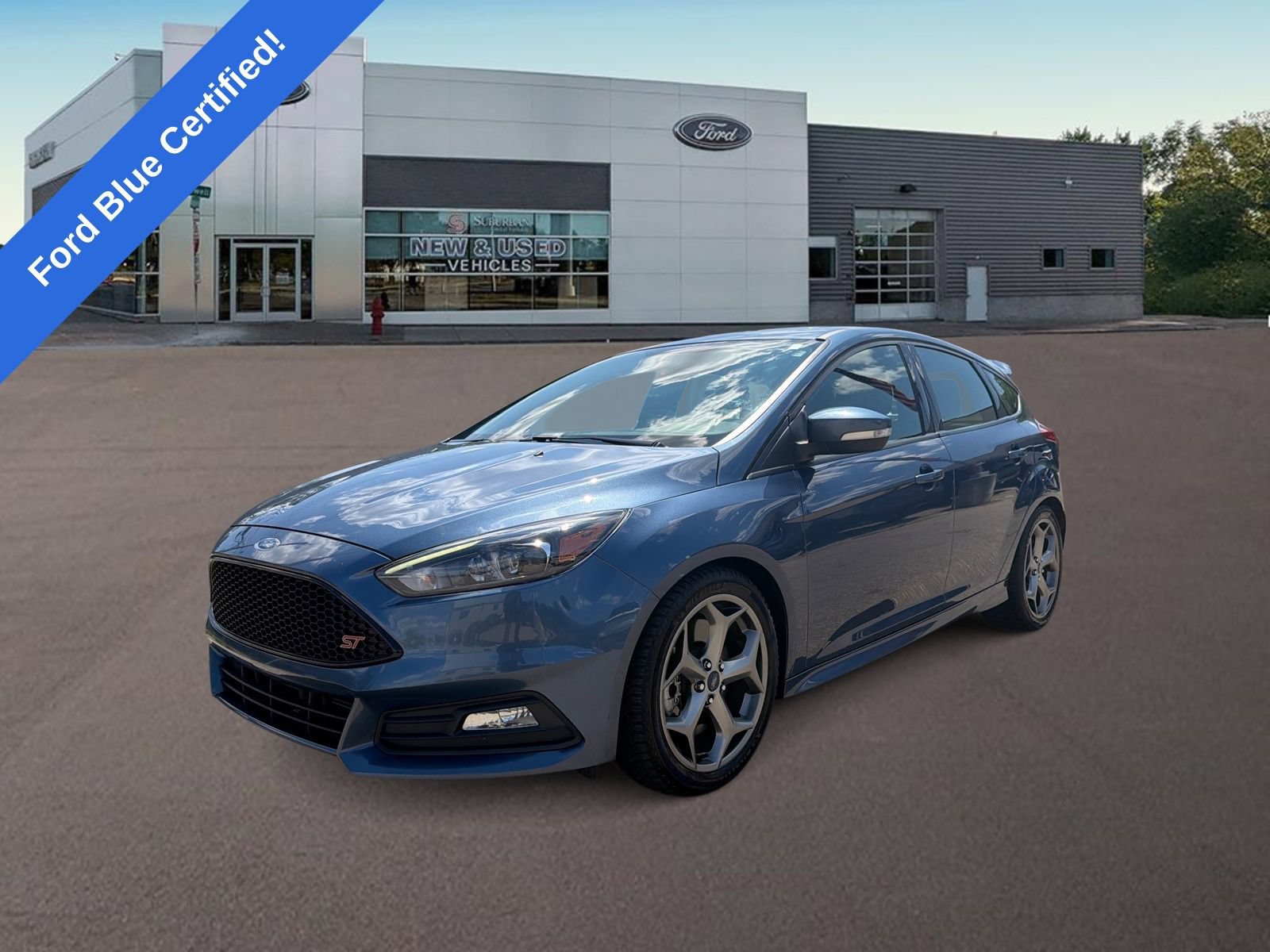 Used 2018 Ford Focus ST w/ Equipment Group 401A FWD image 1