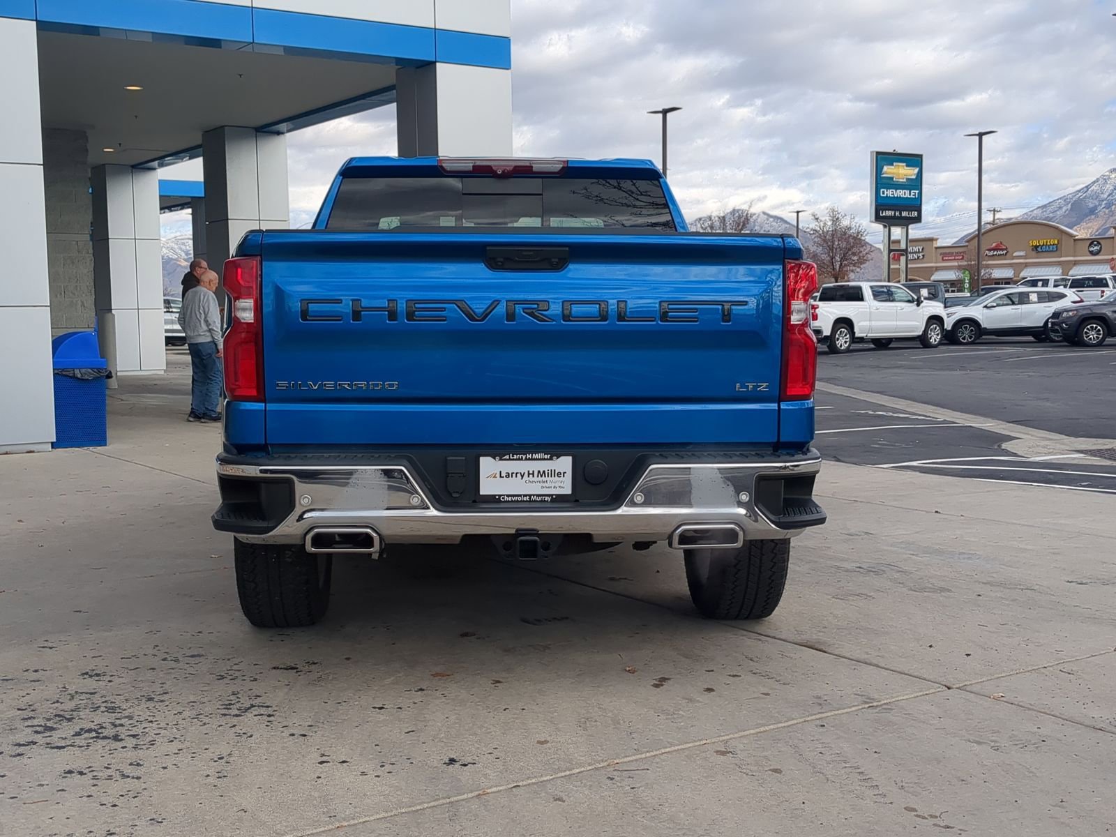 Used 2022 Chevrolet Silverado 1500 LTZ w/ LTZ Premium Package image 5