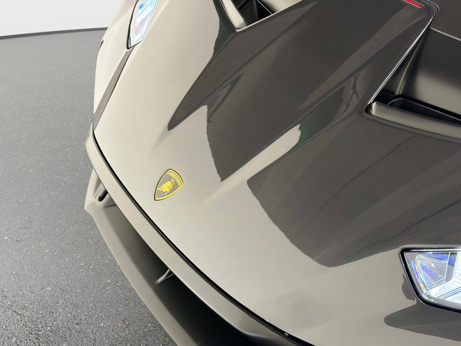 Used 2022 Lamborghini Huracan STO image 11