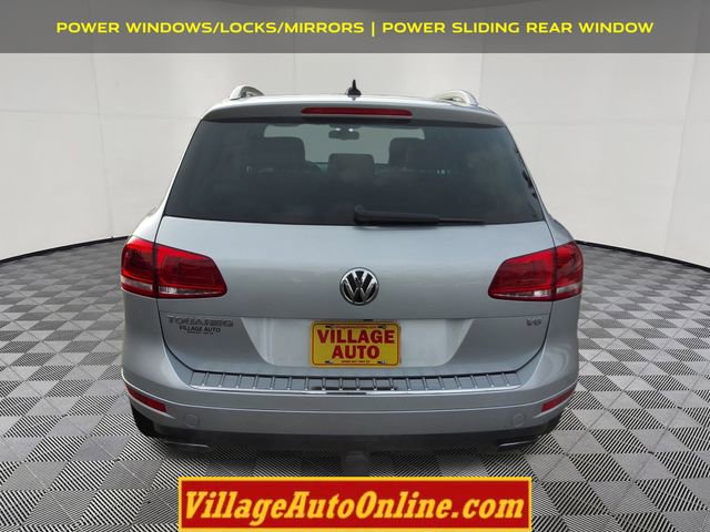 Used 2014 Volkswagen Touareg VR6 image 3