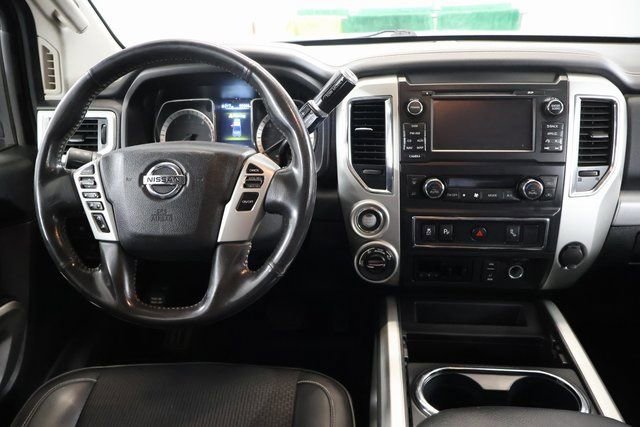 Used 2018 Nissan Titan PRO-4X image 11