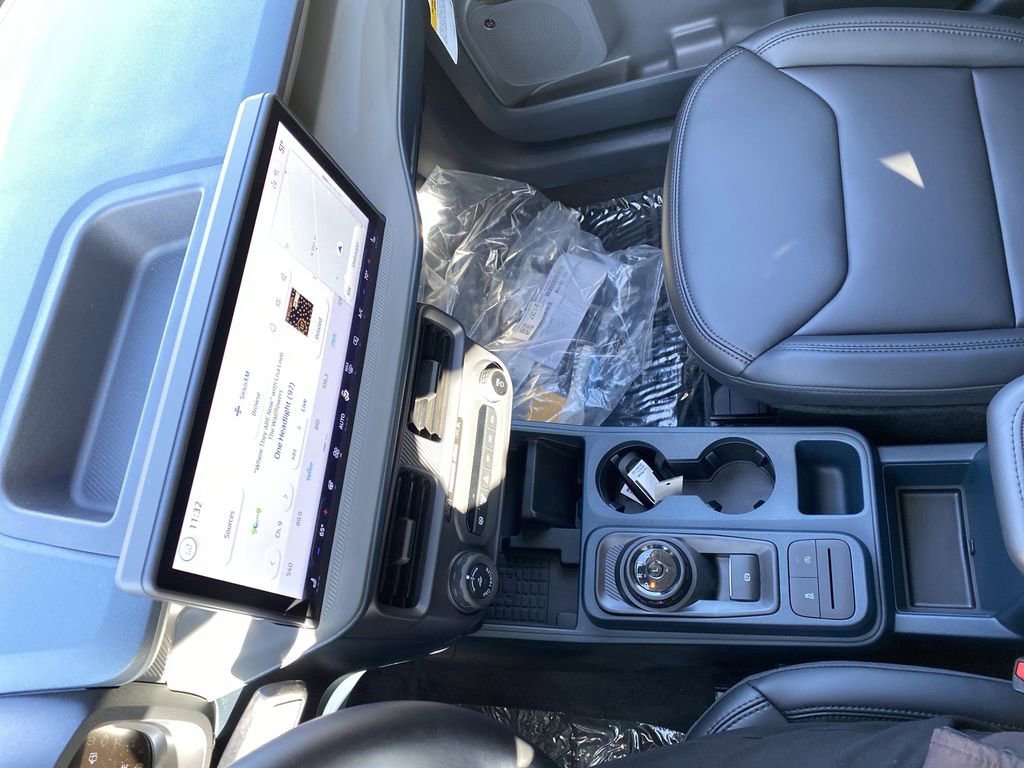 New 2025 Ford Maverick Lariat w/ Black Appearance Package image 26