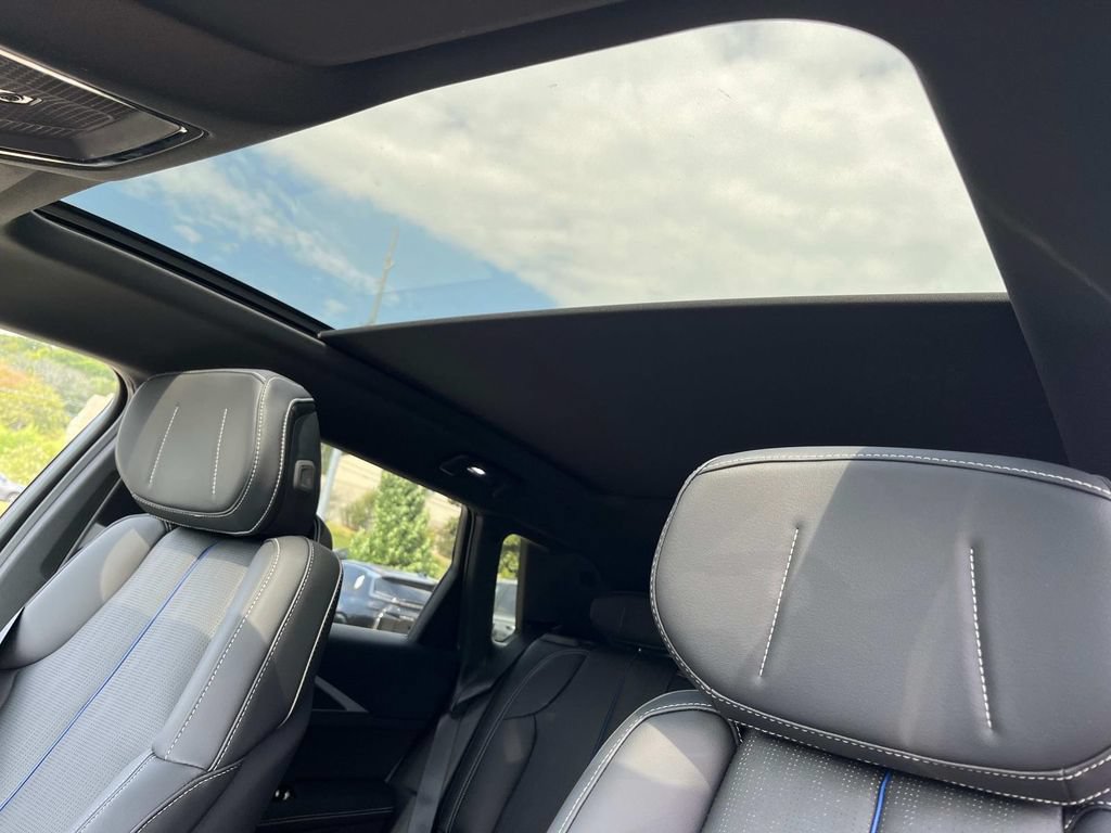 New 2026 Cadillac Lyriq Luxury RWD image 20