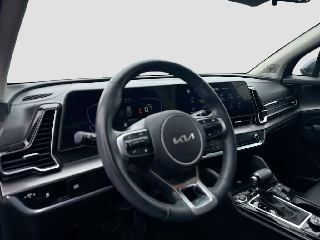 Certified 2023 Kia Sportage EX image 12