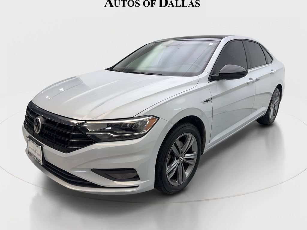 Used 2019 Volkswagen Jetta R-Line w/ R-Line Cold Weather Package FWD image 2