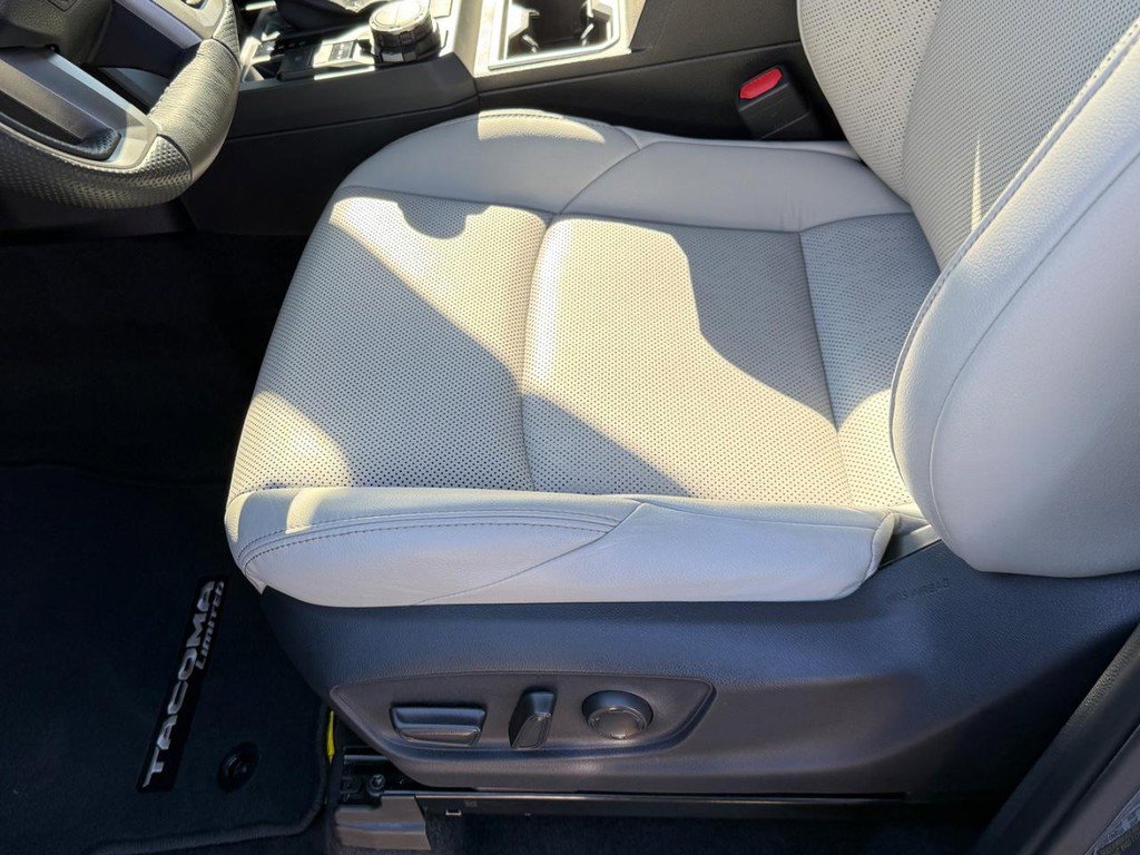 Certified 2024 Toyota Tacoma Limited image 17