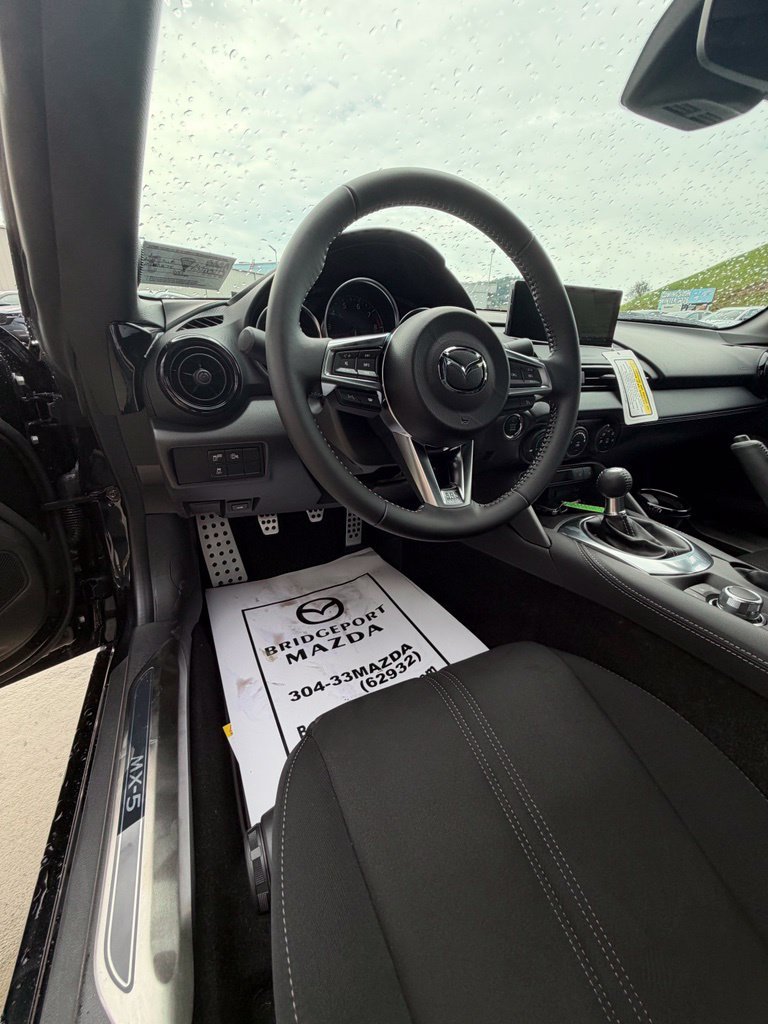New 2026 MAZDA MX-5 Miata Club w/ Interior Package RWD image 10