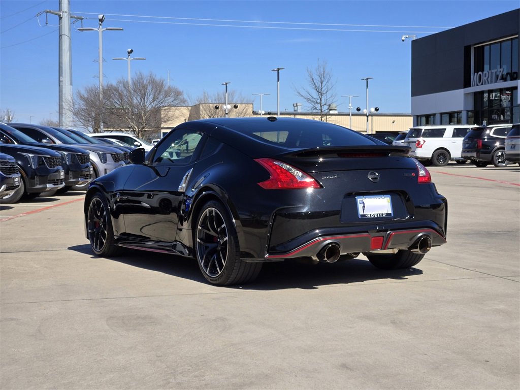 Used 2017 Nissan 370Z NISMO image 3