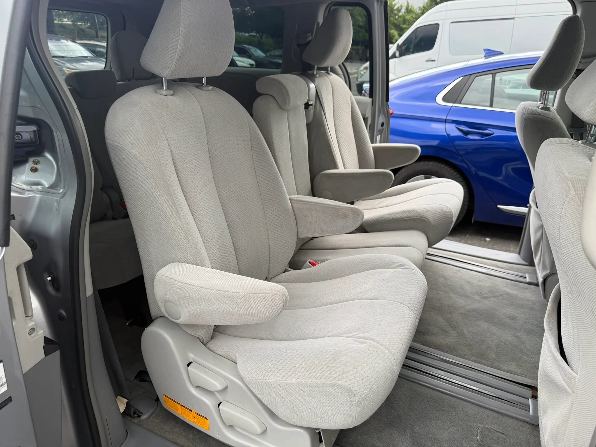Used 2012 Toyota Sienna LE FWD image 20