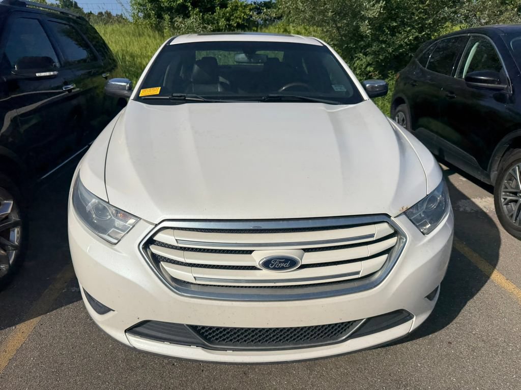 Used 2013 Ford Taurus Limited FWD image 2
