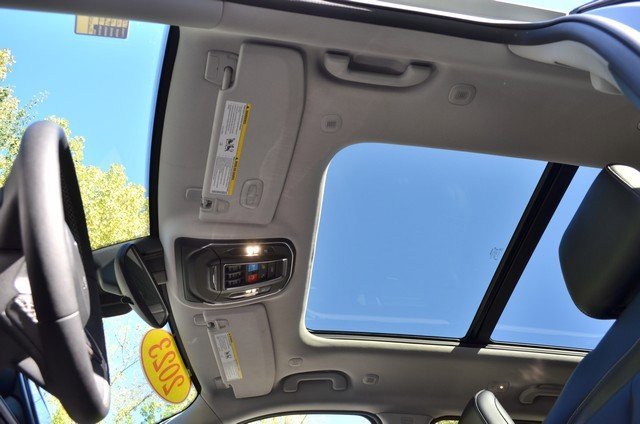 Used 2023 Jeep Grand Cherokee Limited image 33