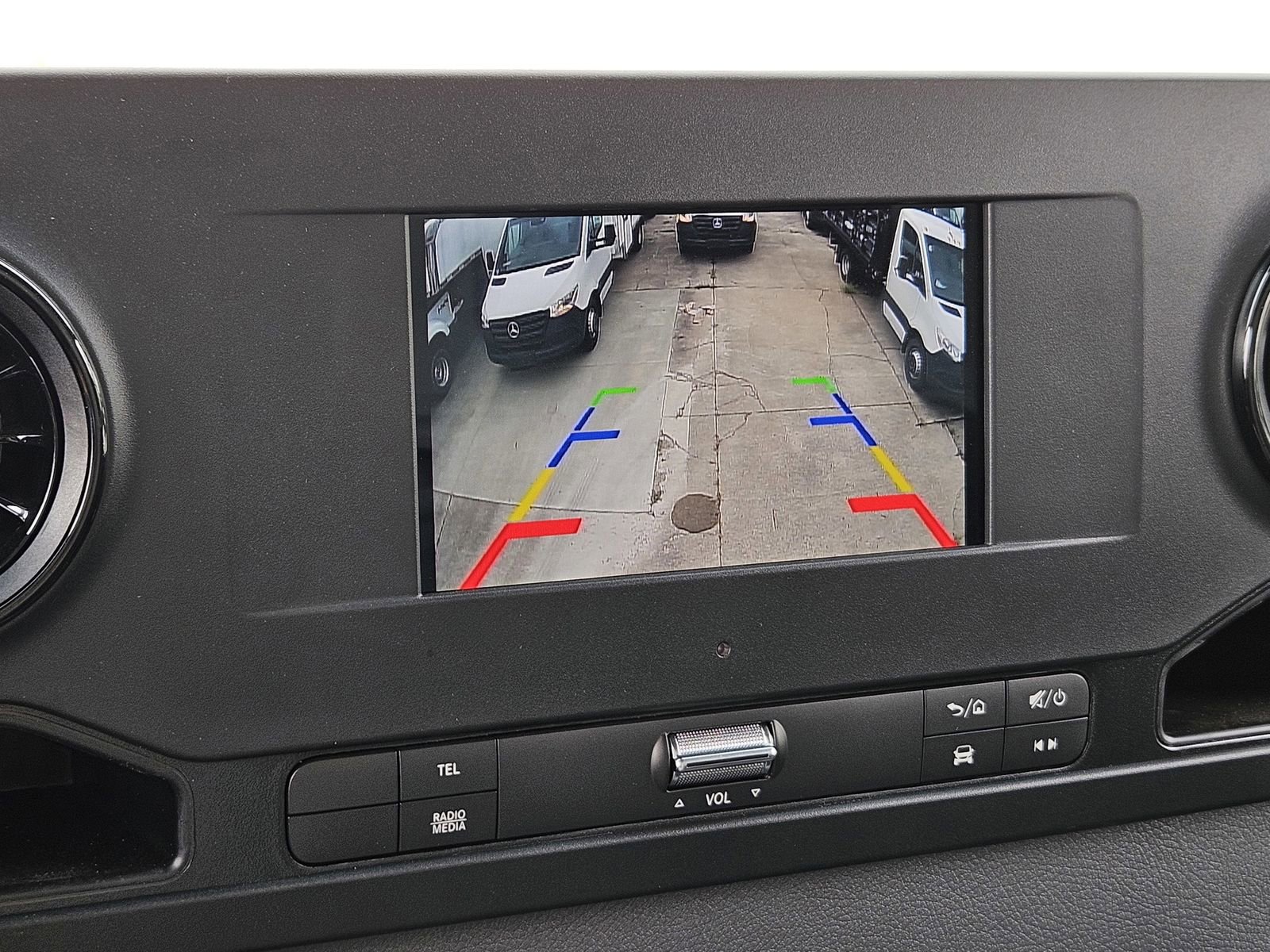 Used 2023 Mercedes-Benz Sprinter 3500 image 24