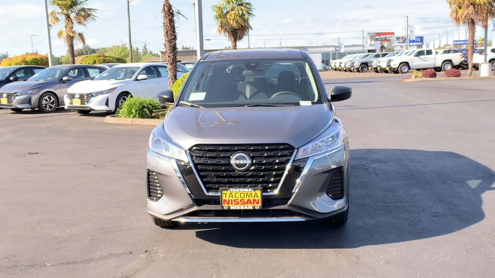 New 2025 Nissan Kicks Play S image 3