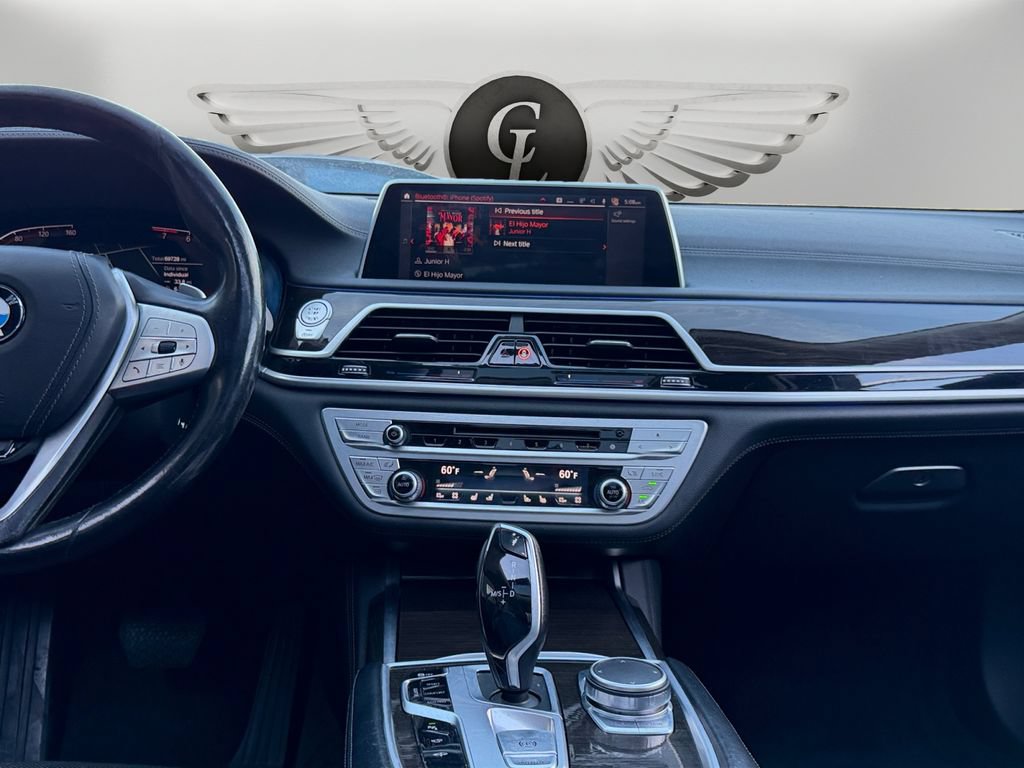 Used 2020 BMW 740i w/ Premium Package RWD image 11
