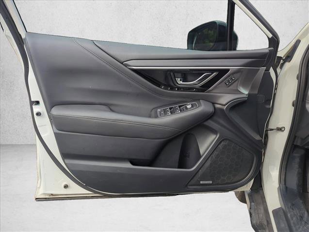 Used 2022 Subaru Outback Limited image 16