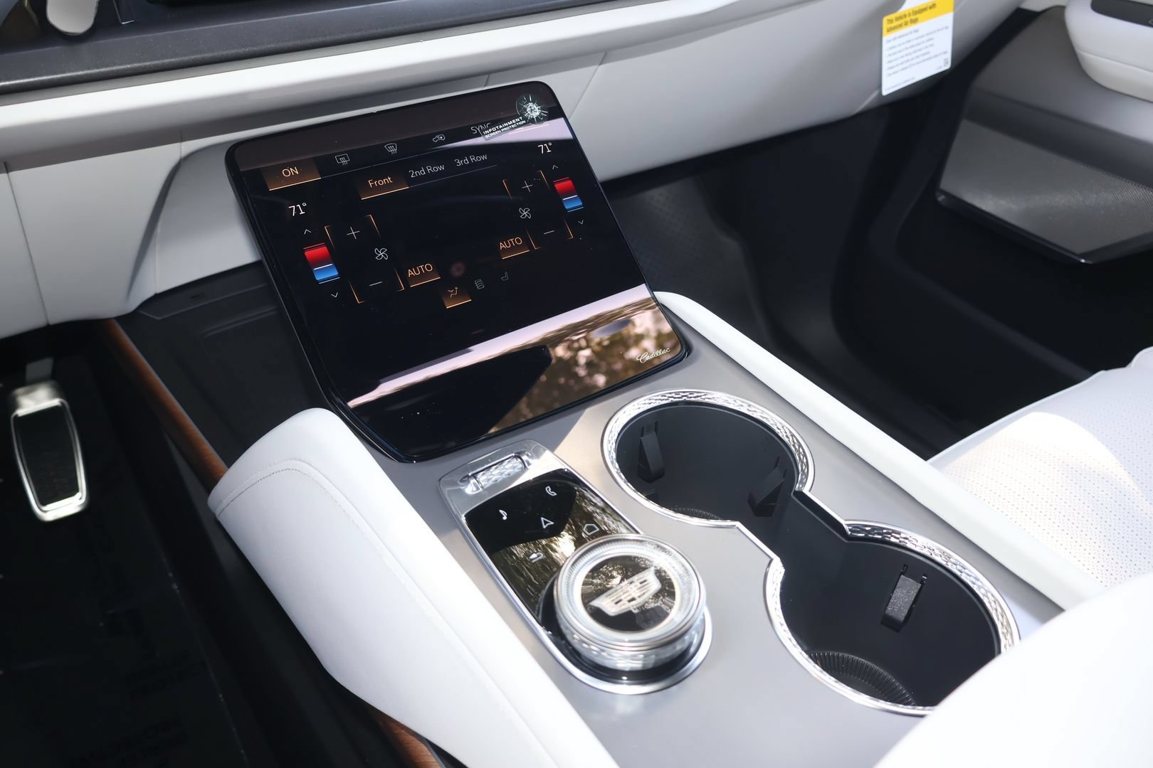 New 2026 Cadillac Vistiq Luxury AWD/4WD image 26