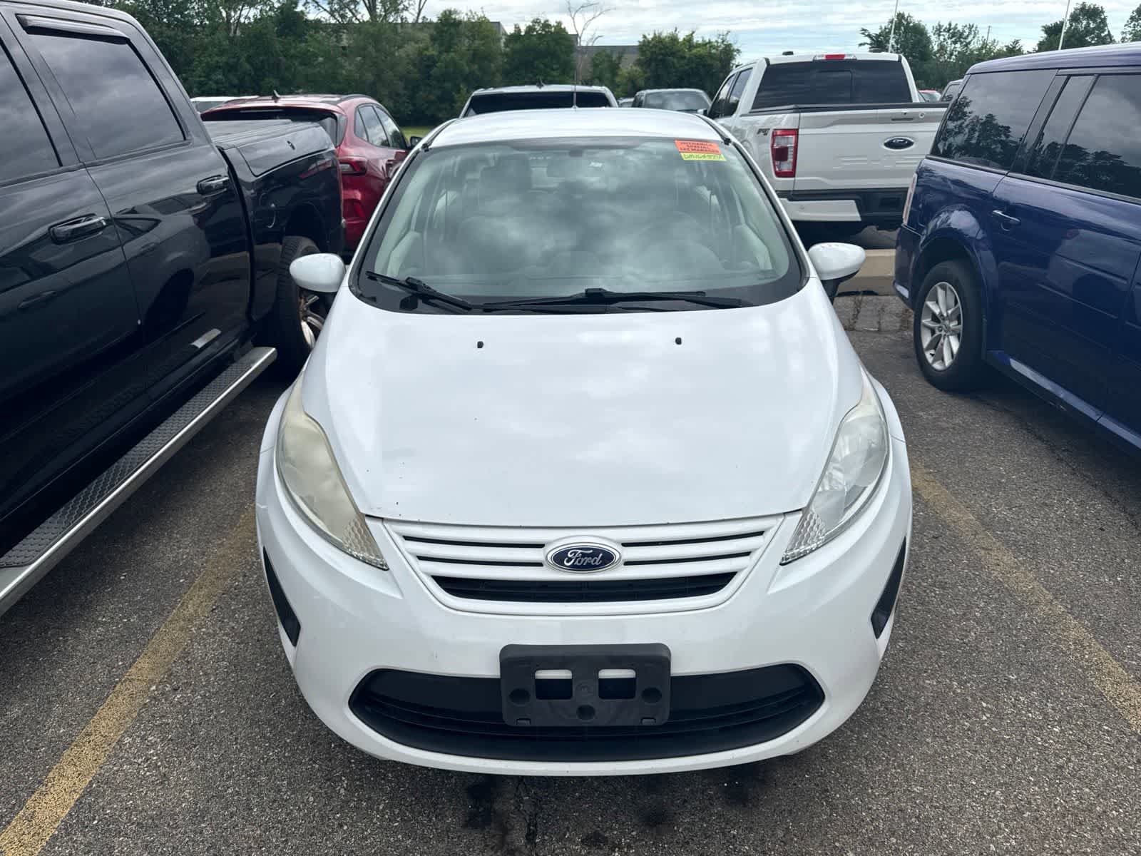 Used 2013 Ford Fiesta S FWD image 29