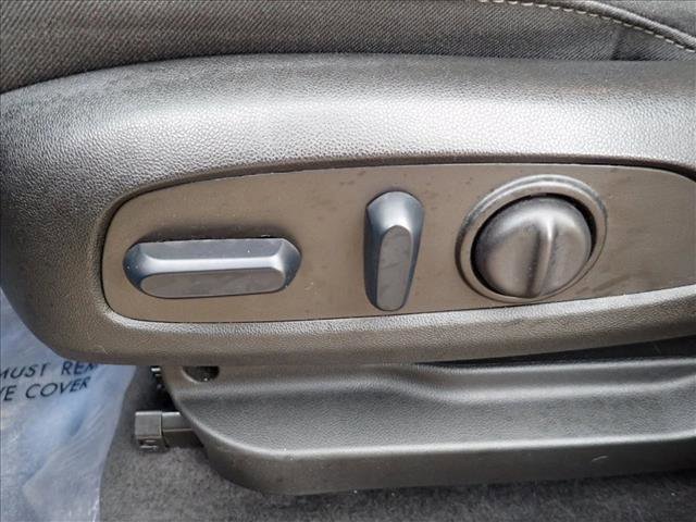 Used 2023 Chevrolet Bolt EUV LT w/ Comfort Package image 13