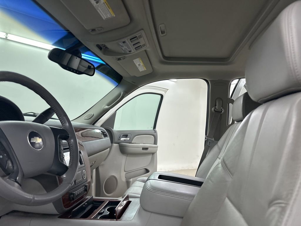 Used 2008 Chevrolet Tahoe LTZ w/ LTZ Preferred Equipment Group image 34