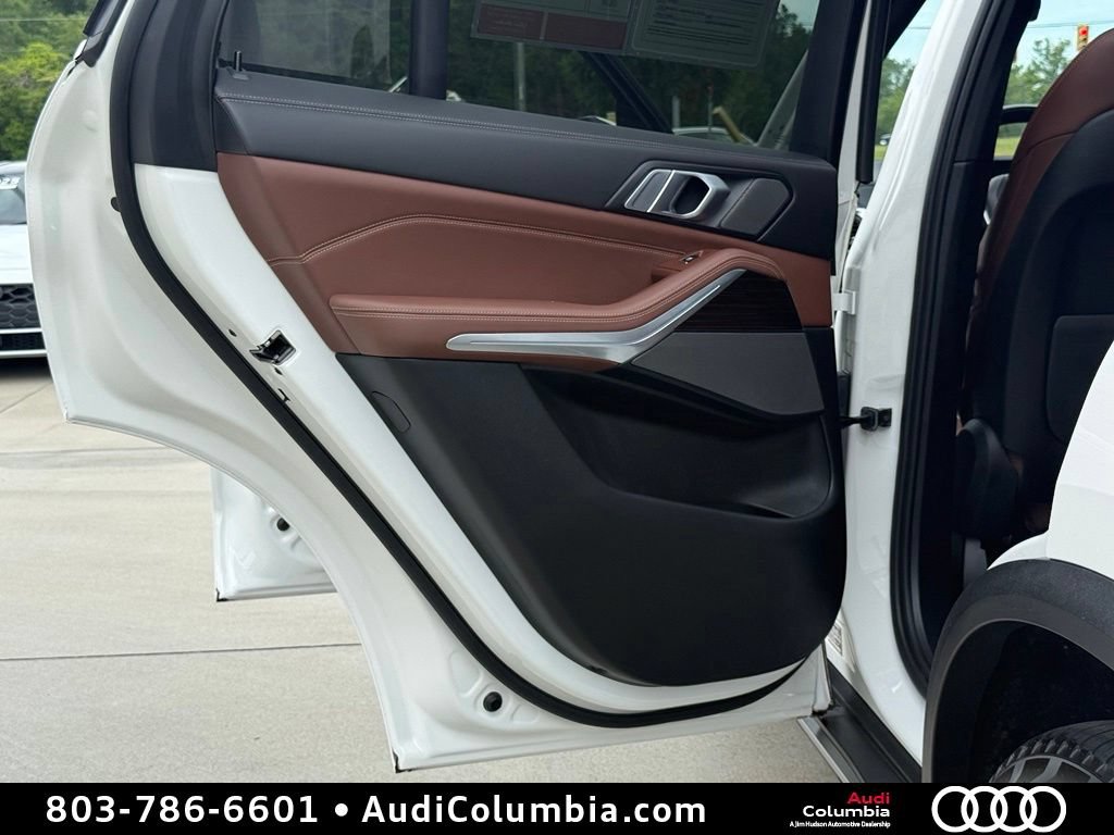 Used 2024 BMW X5 xDrive40i w/ Premium Package AWD/4WD image 24