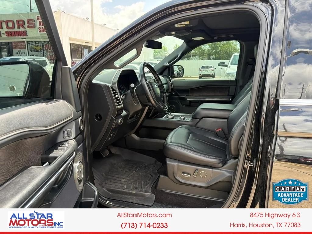 Used 2019 Ford Expedition Limited w/ Equipment Group 301A AWD/4WD image 15