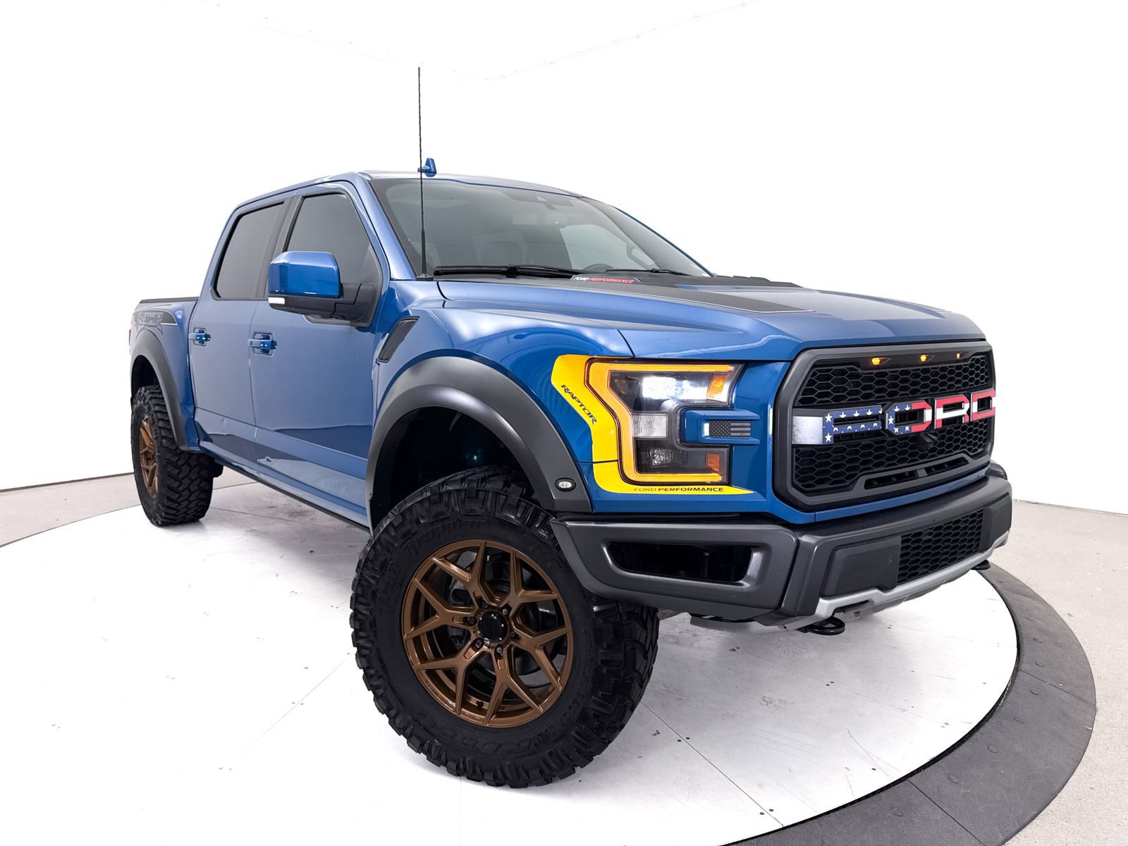 Used 2020 Ford F150 Raptor w/ Equipment Group 802A Luxury AWD/4WD video 1