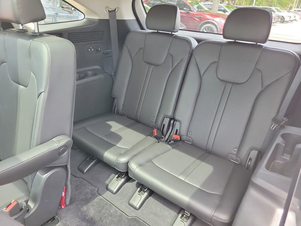 Used 2023 Kia Sorento SX image 13
