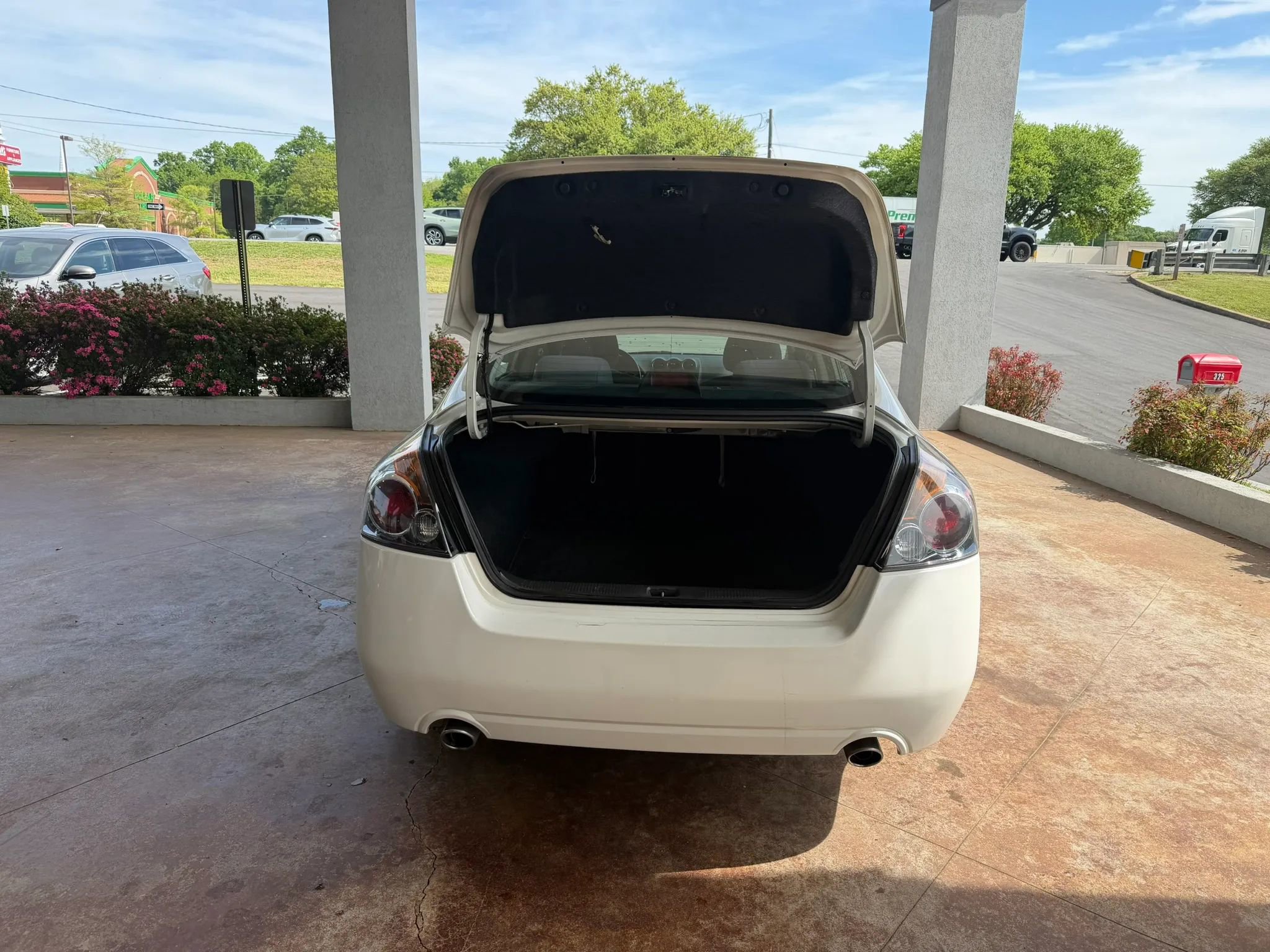 Used 2010 Nissan Altima 2.5 S image 21