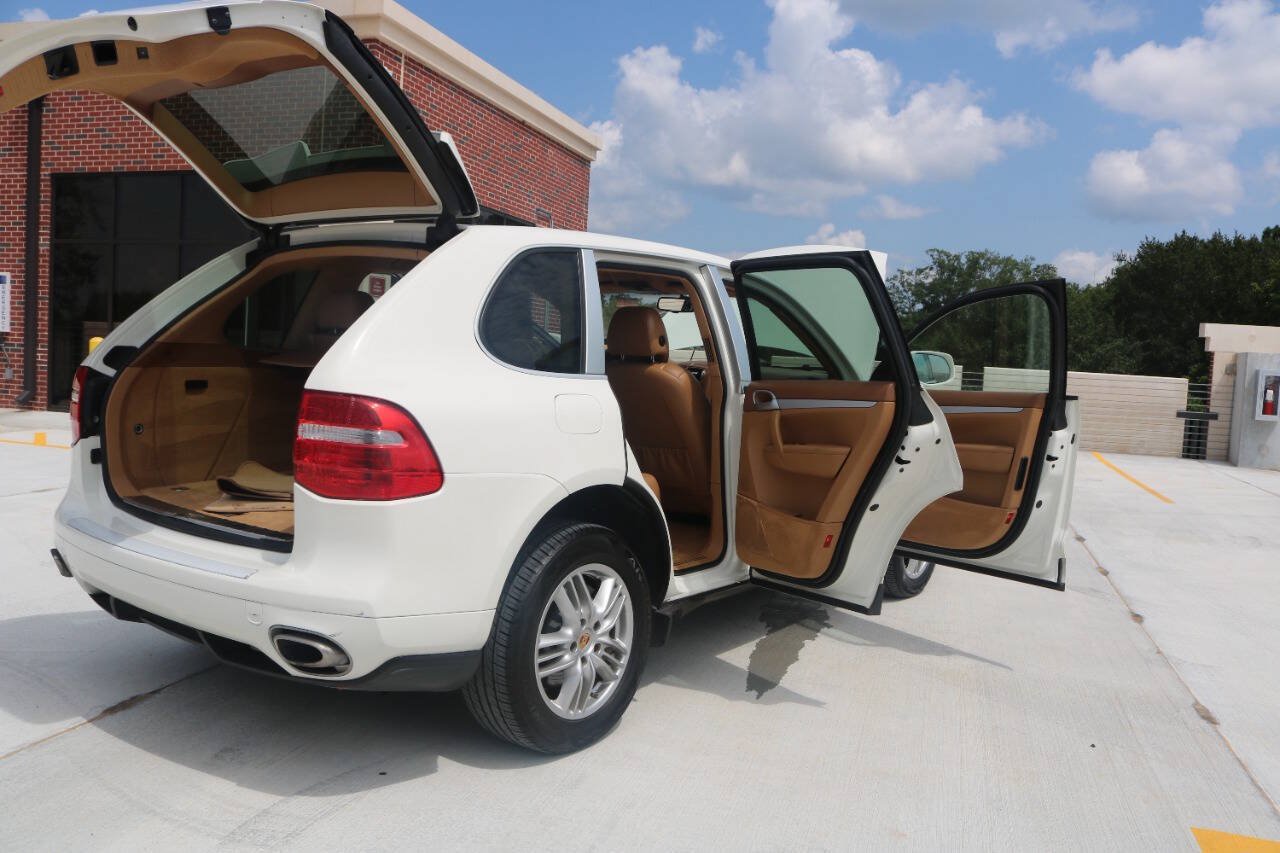 Used 2008 Porsche Cayenne AWD/4WD image 26