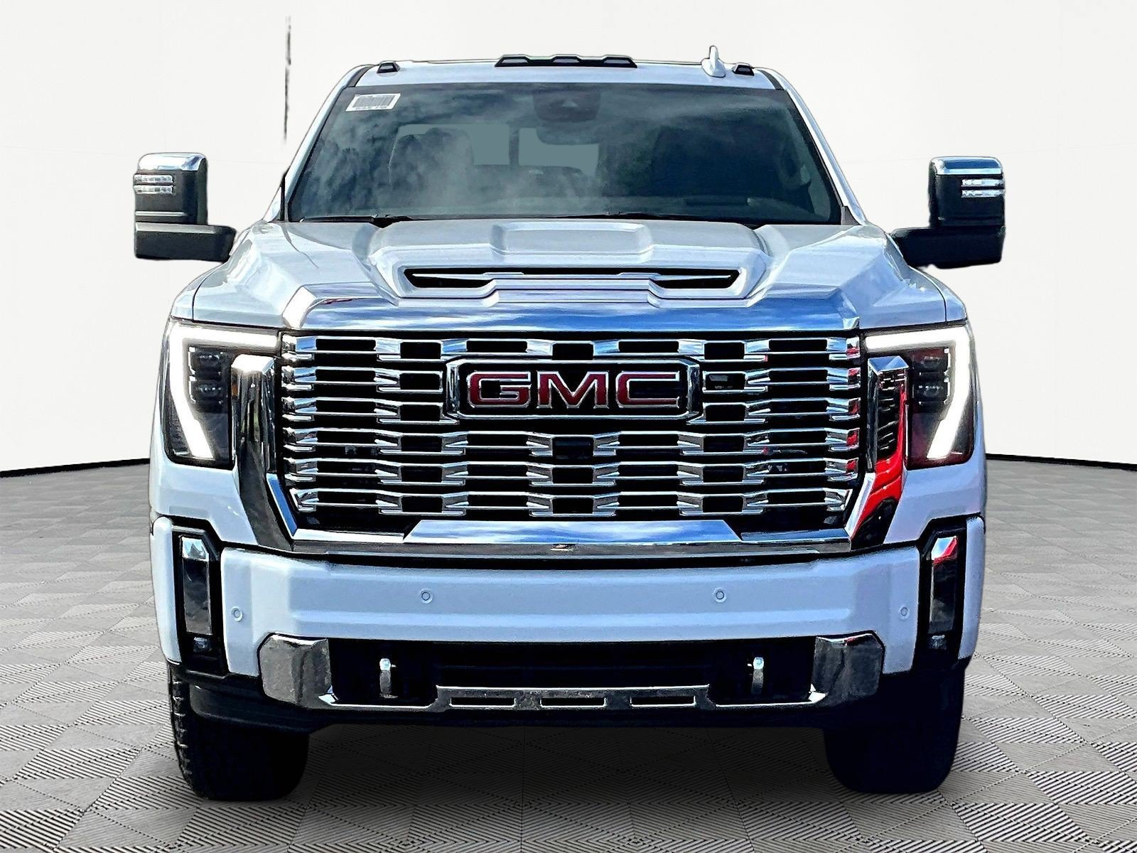 New 2026 GMC Sierra 3500 Denali w/ Denali Reserve Package AWD/4WD image 2